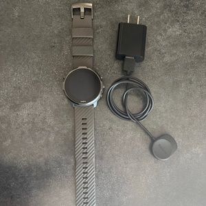 Mens Suunto 7 Stone Gray Titanium Watch & Charger